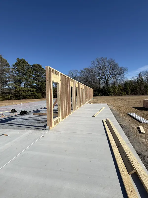 Long framed wall on a slab